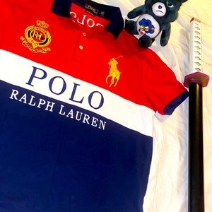 POLO Ralph Lauren POLO shirt.